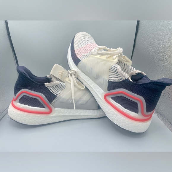 adidas Ultra Boost 2019 Clear Brown Chalk White - Picture 3 of 14